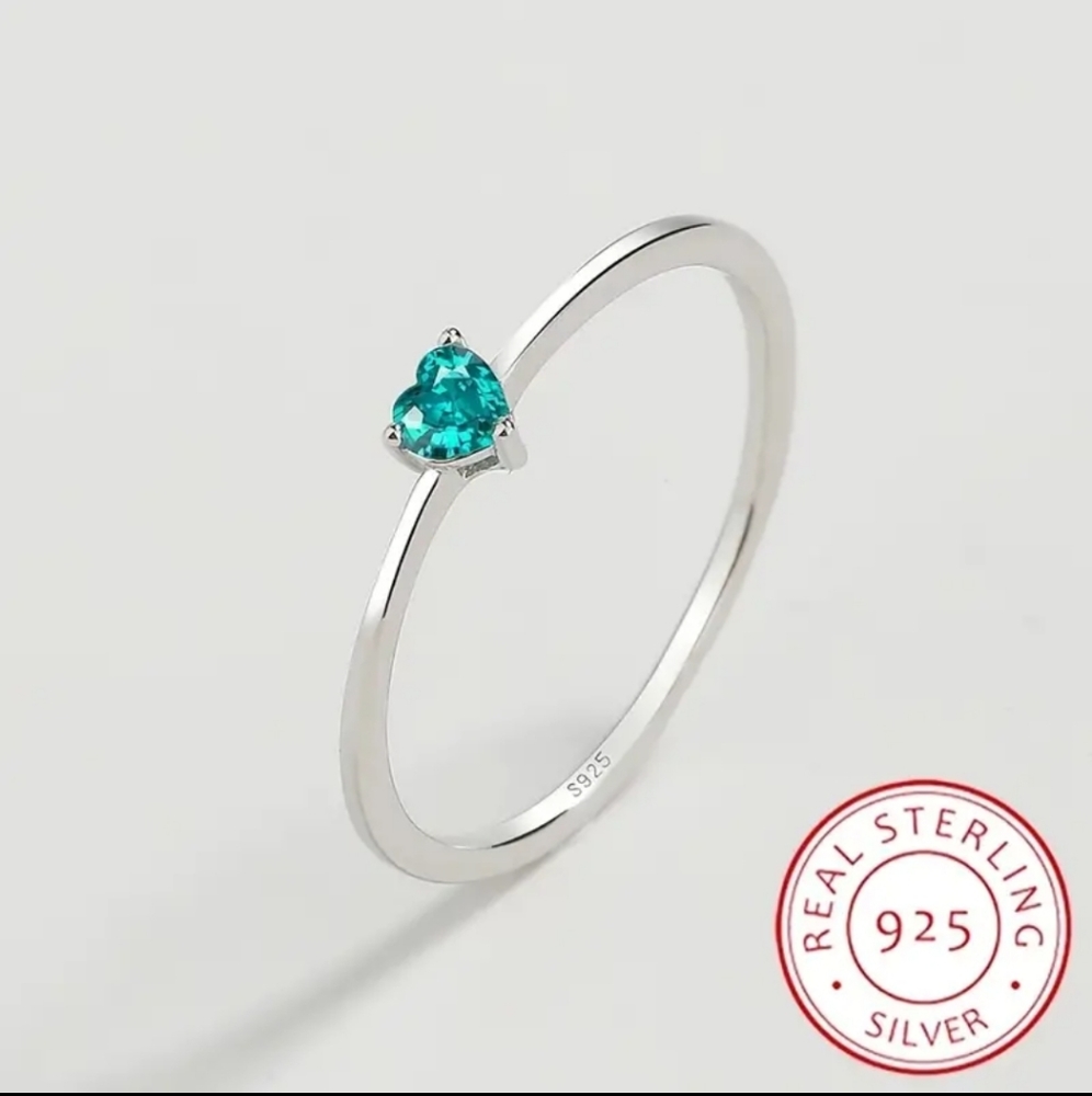 925 Sterling Silver Heart-Shaped Imitation Paraiba Tourmaline Ring.